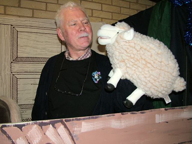 The sheep with its puppeteer